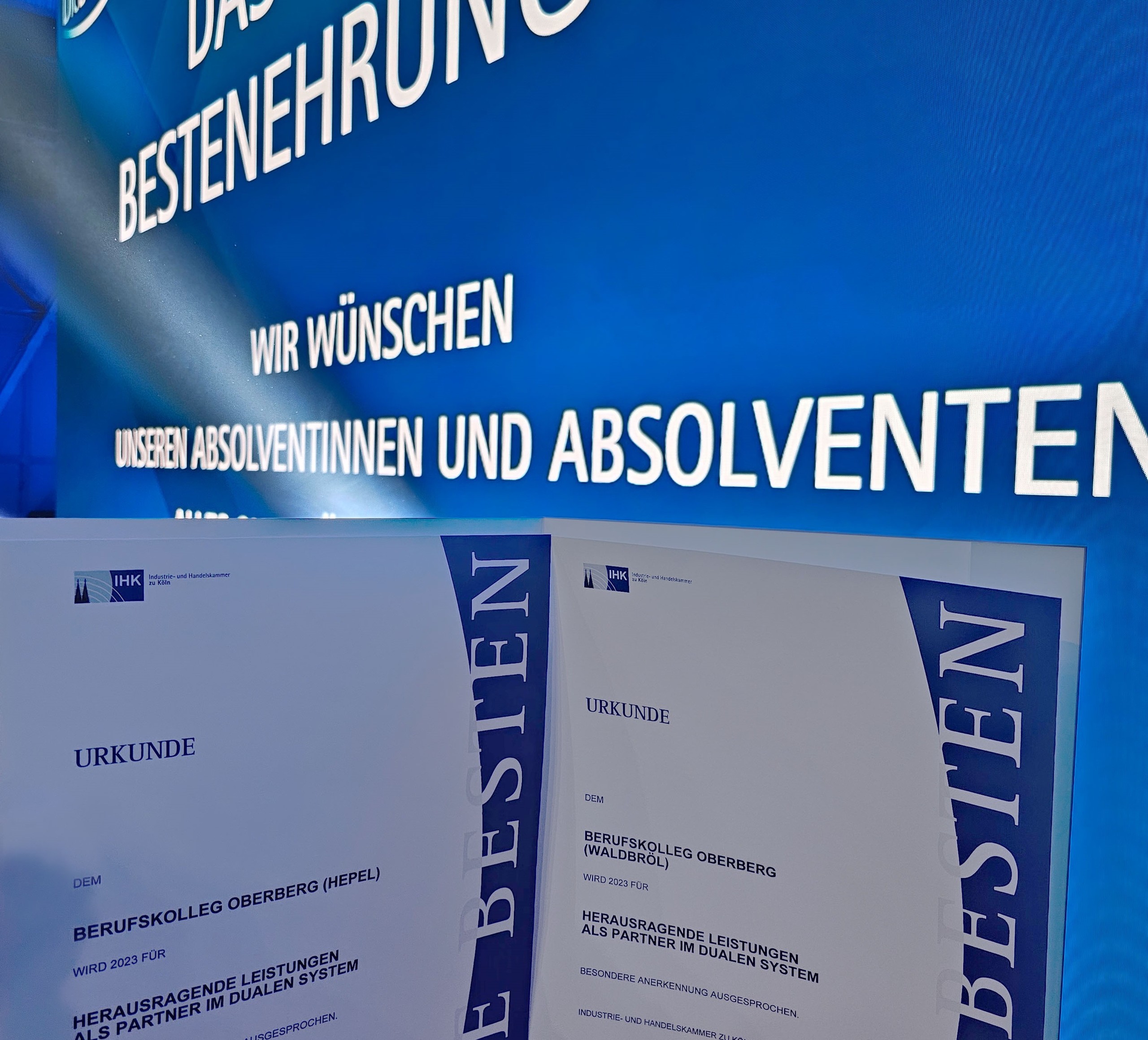 Kaufmännisches Berufskolleg Oberberg - Bildergalerie Kaufmännisches Berufskolleg Oberberg - Bildergalerie