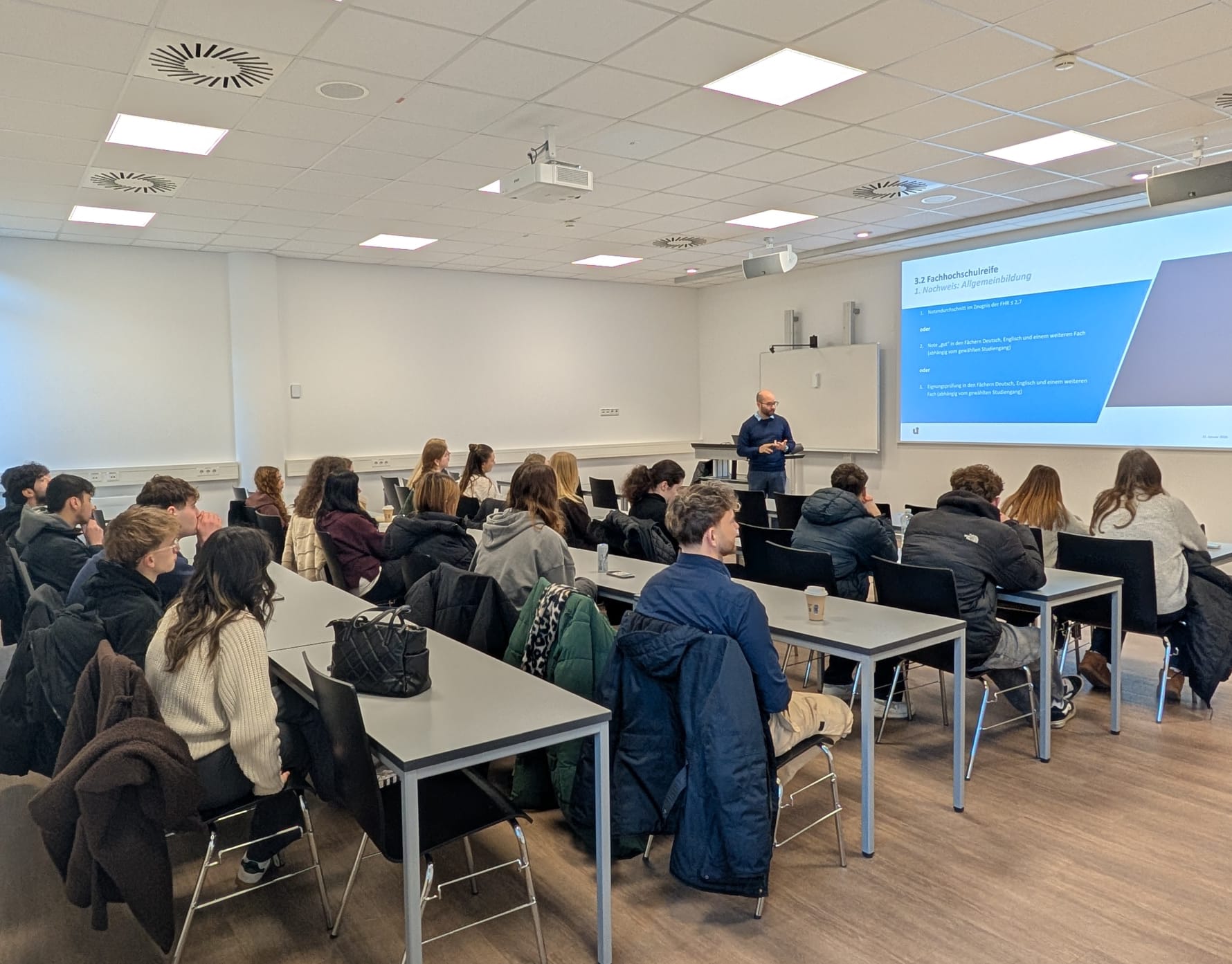 Kaufmännisches Berufskolleg Oberberg - Bildergalerie